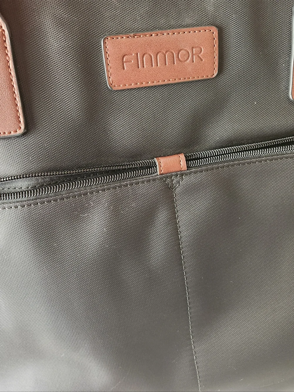 Finmor laptop bag